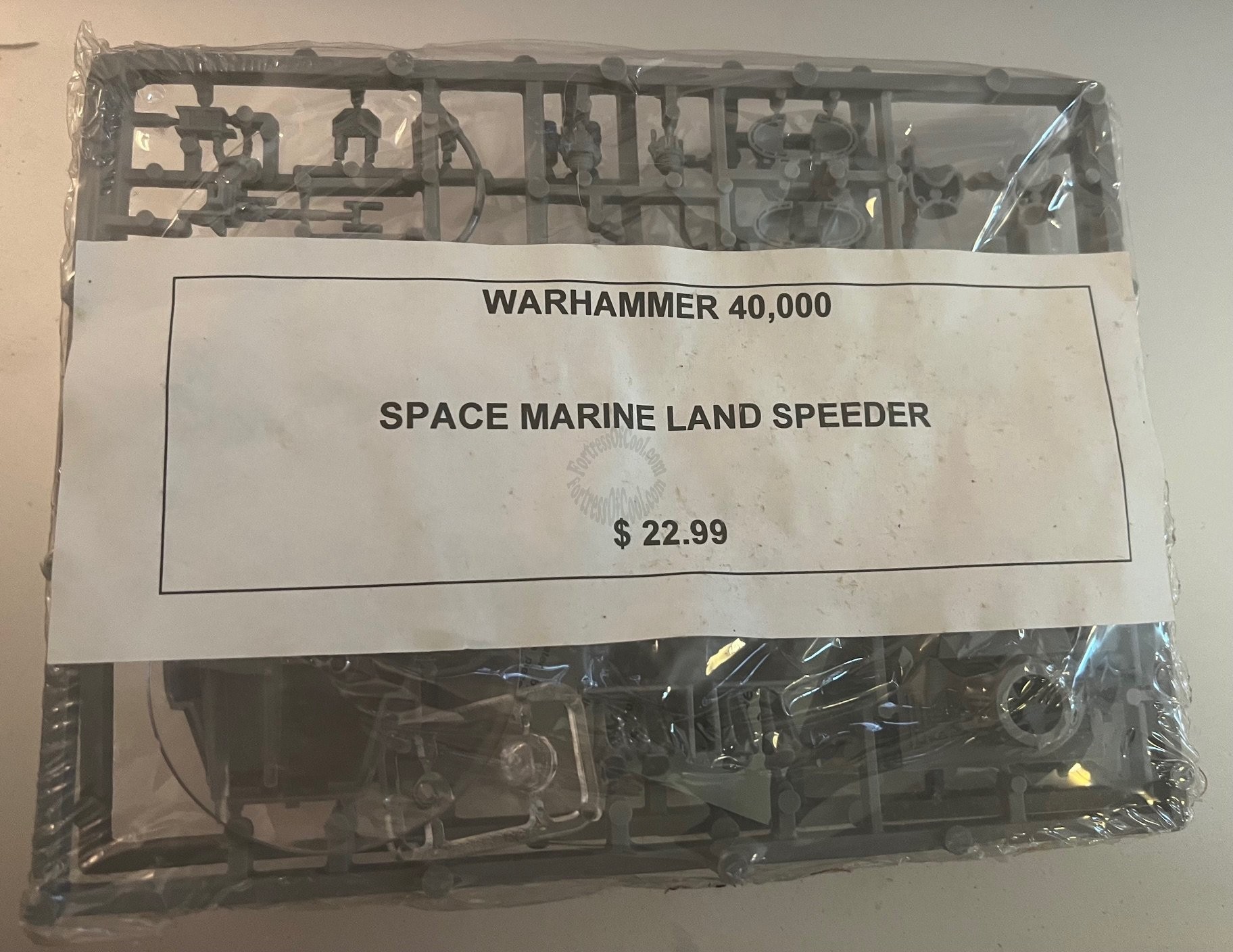Warhammer 40k Space Marine Land Speeder Miniature