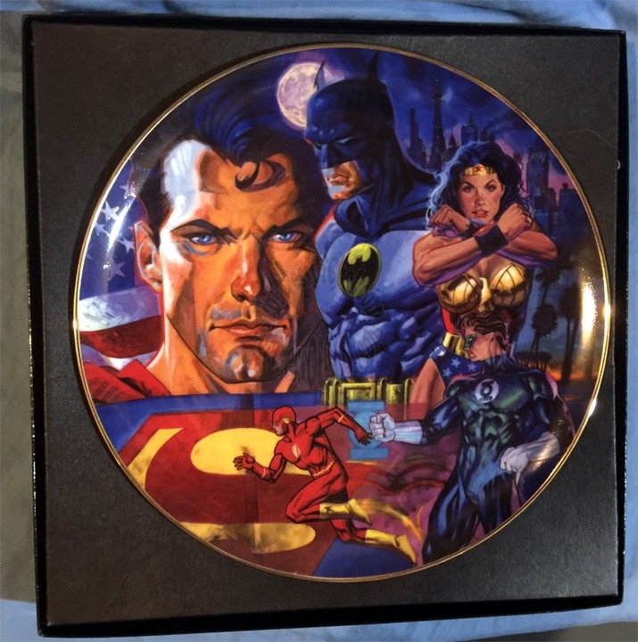 JUSTICE LEAGUE OF AMERICA WARNER BROS GALLERY NUMBERED COLLECTORS EDITION PLATE