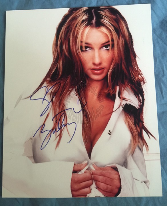 Britney Spears Autographed 8x10 Photo