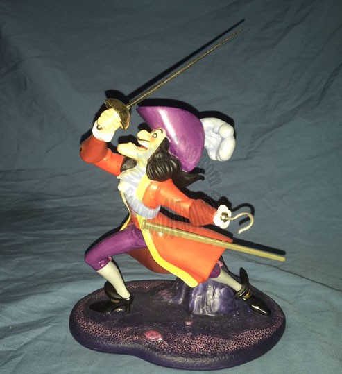 Captain Hook - Walt Disney Classics Collection (WDCC) - I've Got You This Time - Peter Pan Figurine