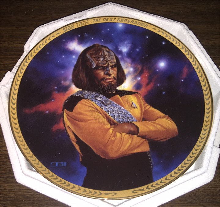 Lieutenant Worf - Star Trek The Next Generation 5th Anniversary Plate Collection