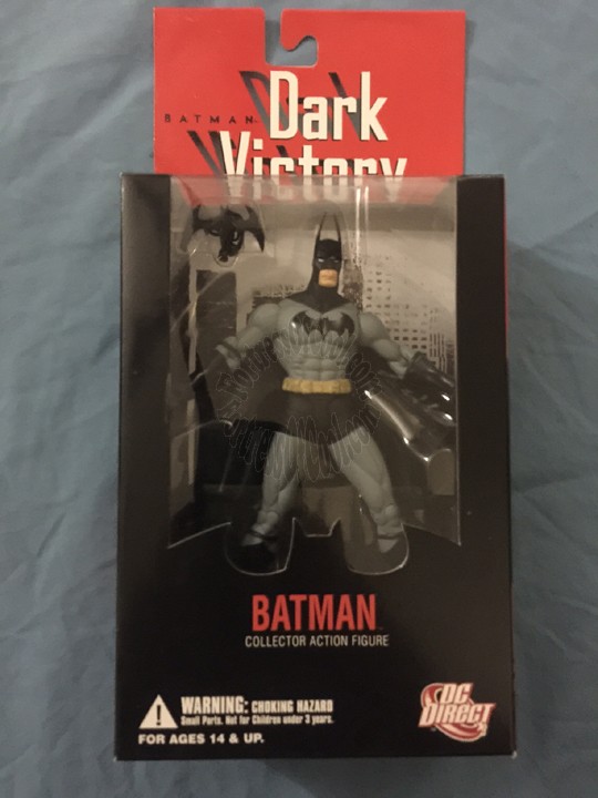 BATMAN - BATMAN DARK VICTORY SERIES 1  ACTION FIGURE 