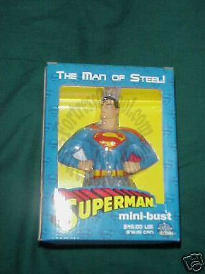 SUPERMAN MINI BUST DCU