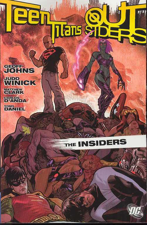 TEEN TITANS OUTSIDERS INSIDERS TPB (First Print)